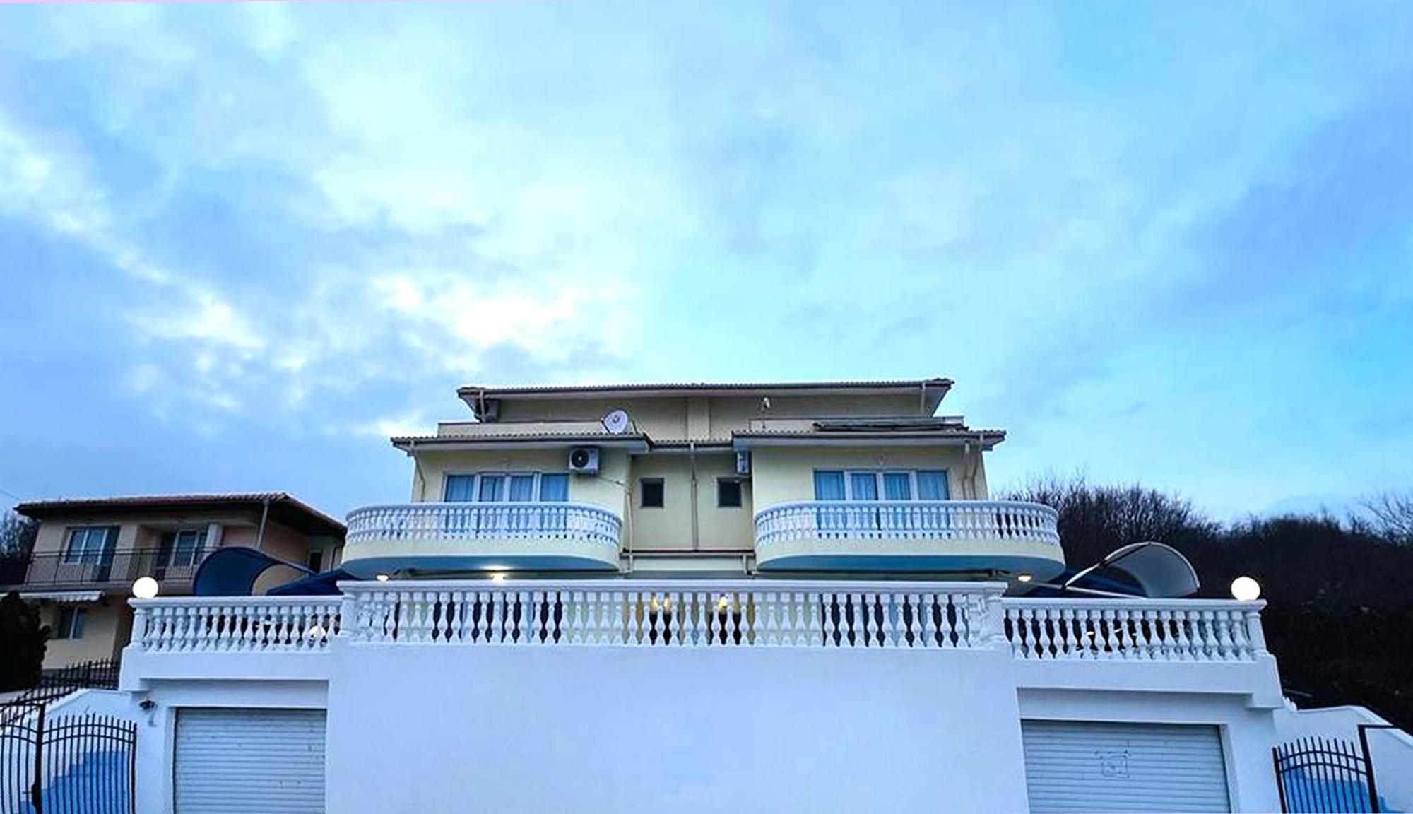Villa Sorento Italian Neoclassica Balchik Exterior foto